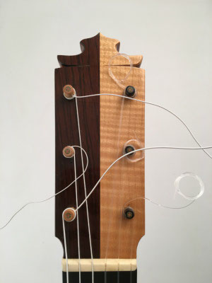 Francisco Barba 1975 - Guitar 2 - Photo 23