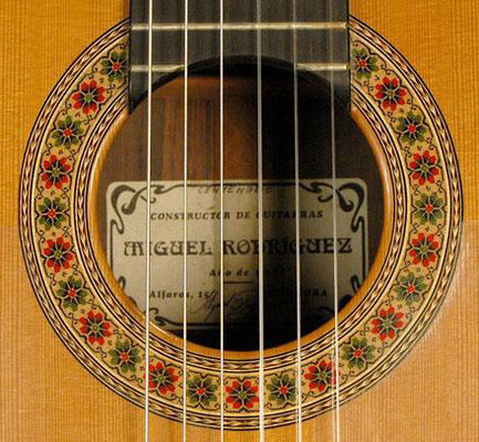 Miguel Rodriguez 1990 - Guitar 1 - Photo 2