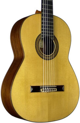 Arcangel Fernandez 1961 - Guitar 2 - Photo 1