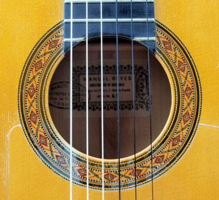 Manuel Reyes 1968 - Guitar 1 - Photo 11