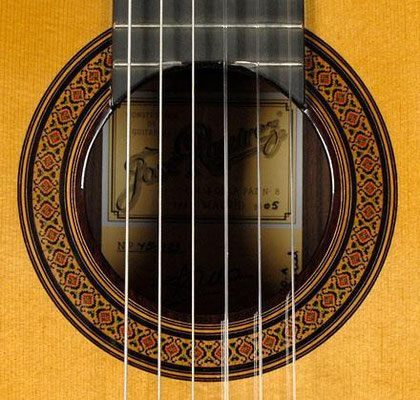 Jose Ramirez 2005 - Guitar 1 - Photo 4