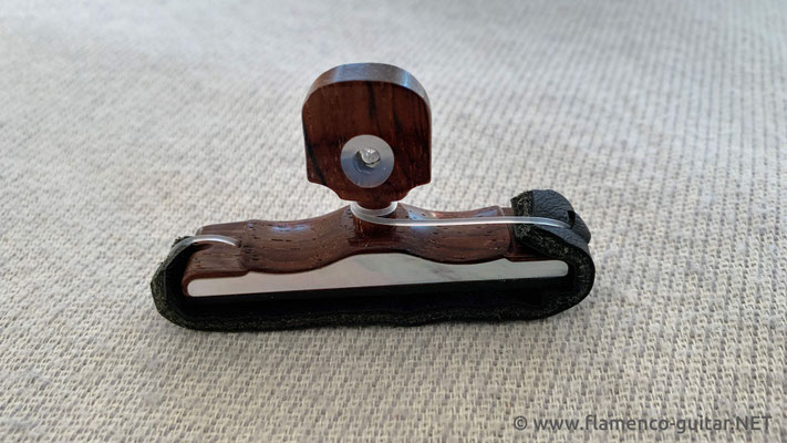 CAPO KAPO CEJILLA MUNDO FLAMENCO - MOTHER OF PEARL & EBONY