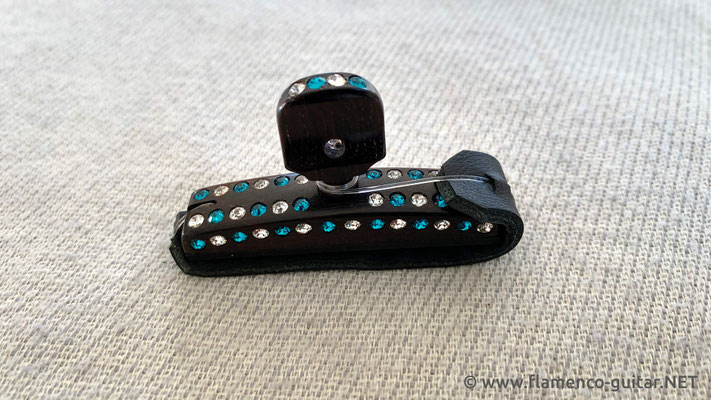 CAPO KAPO CEJILLA SWAROVSKI CRYSTALS - WHITE GREEN