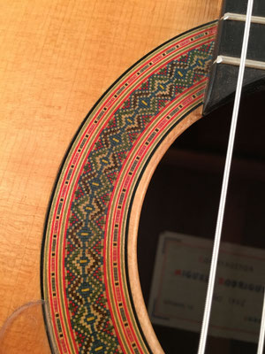 Miguel Rodriguez 1965 - Guitar 2 - Photo 2