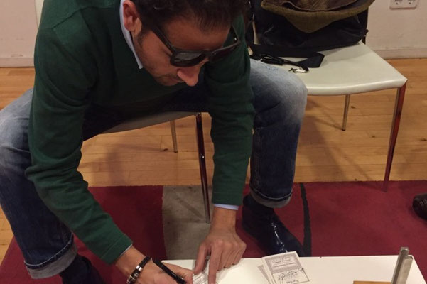 Diego del Morao signing the label