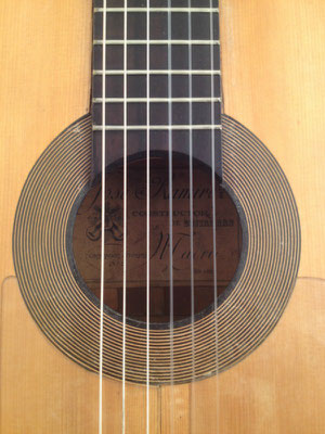 Jose Ramirez 1890 - Guitar 1 - Photo 1