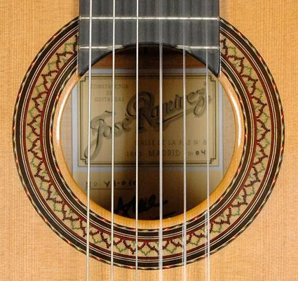 Jose Ramirez 2004 - Guitar 3 - Photo 1