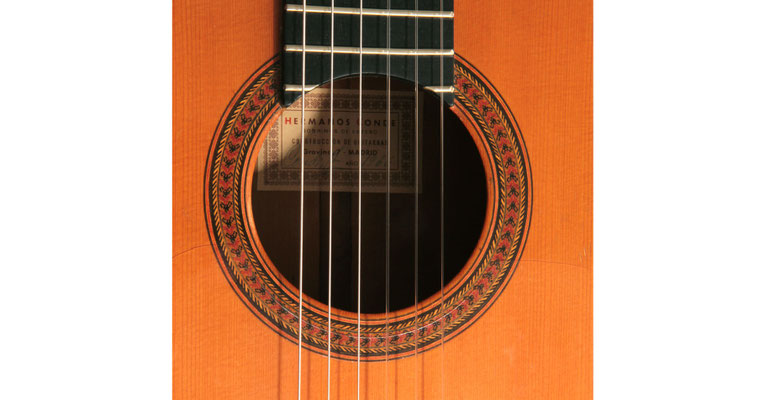 Hermanos Conde - 1966 - Guitar 1 - Photo 7