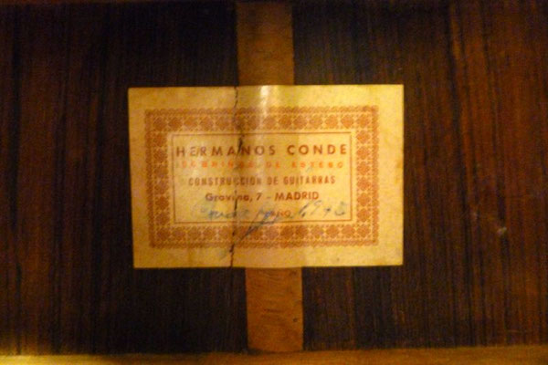 Hermanos Conde 1975 - Guitar 2 - Photo 11
