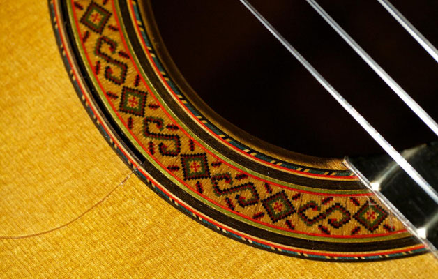 Manuel Reyes 1969 - Guitar 2 - Photo 7