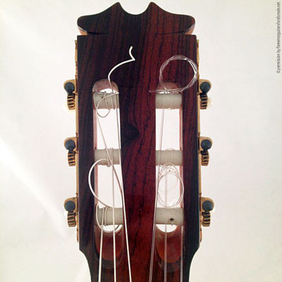 HERMANOS CONDE - SOBRINOS DE ESTESO 1974 - HEADSTOCK - KOPF - CABEZA 