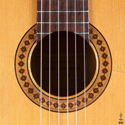 Miguel Rodriguez 1971 - Guitar 3 - Photo 1