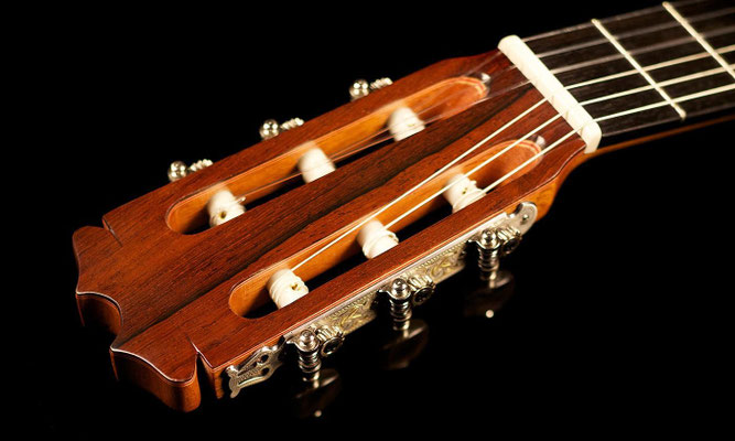 Felipe Conde 2010 - Guitar 4 - Photo 17