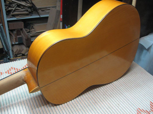 Manuel Reyes 1968 - Guitar 2 - Photo 2