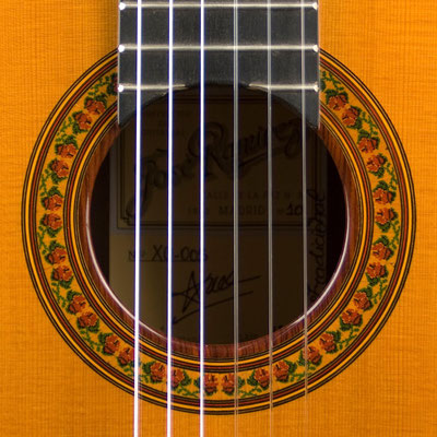 Jose Ramirez 2010 - Guitar 2 - Photo 1