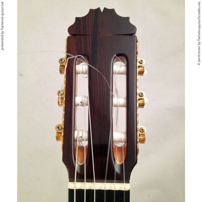 MANUEL REYES | GUITAR  GITARRE | 1974  | HEADSTOCKS | GITARREN-KOPF 