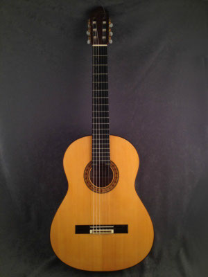 Manuel Reyes Hijo 2003 - Guitar 2 - Photo 3