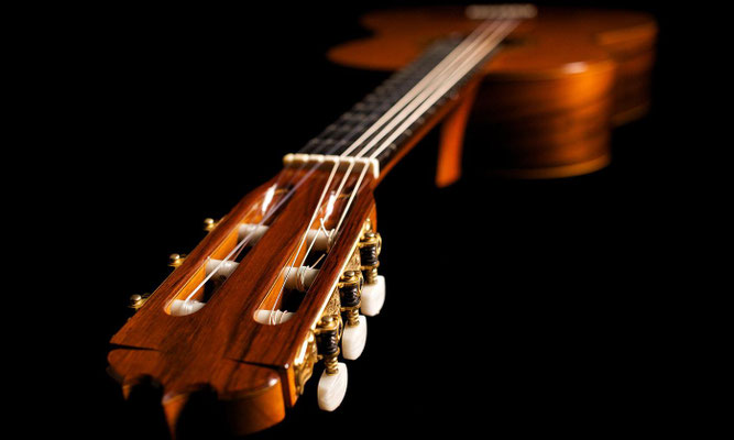 Jose Ramirez 1999- Guitar 2 - Photo 10