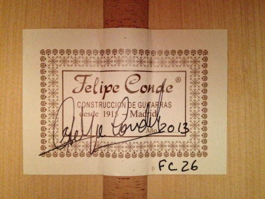 Felipe Conde 2013 - Guitar 6 - Photo 2