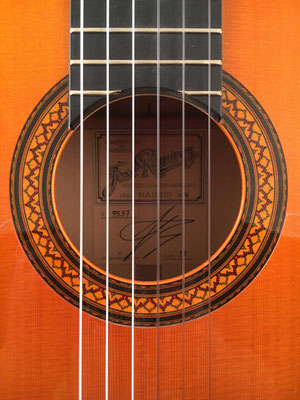 Jose Ramirez 1976 - Guitar 3 - Photo 1