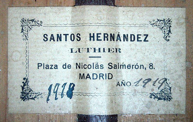 Santos Hernandez 1919 - Guitar 1 - Photo 1