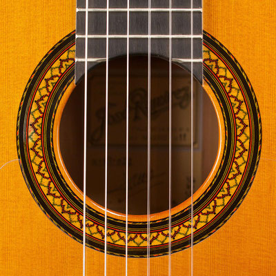 Jose Ramirez 2011 - Guitar 3 - Photo 4