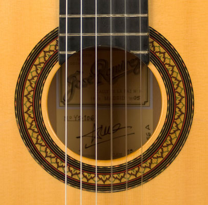 Jose Ramirez 2005 - Guitar 2 - Photo 1