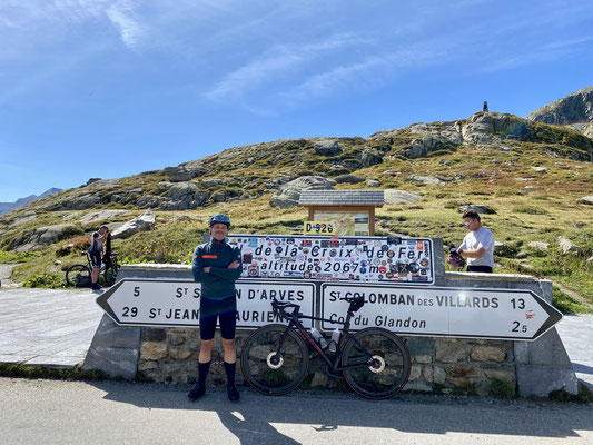 Mit dem Rennrad auf dem Col de la Croix de Fer (2067 Meter) | September 2025