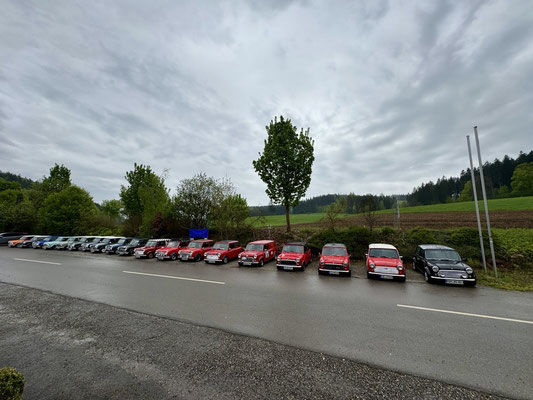 Hier noch mal schöner, 17 Mini waren anwesend.