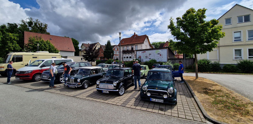 Getümmel auf dem Parkplatz