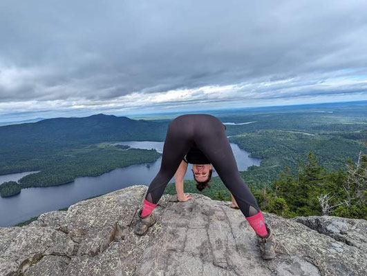 Drôle de posture de Nathalie sur Borestone