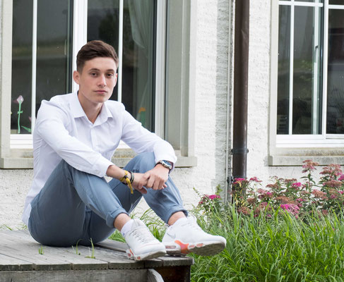 Esperanze Nimmt Einen Steifen Esperanze Nimmt Einen Steifen
