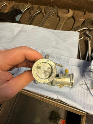 Aufbau Druckluftmotor Scheibenwischermotor Druckluftmotor pneumatisch KRAZ, ZIL, URAL, Traktor K700/701, T-150. Устройство двигателя пневморедуктора двигателя пневматического стеклоочистителя СЛ440 КРАЗ, ЗИЛ, УРАЛ, Трактор К700/701, Т150.