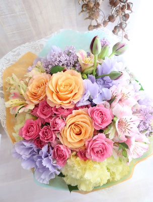 人気のパステルカラーMIXの花束