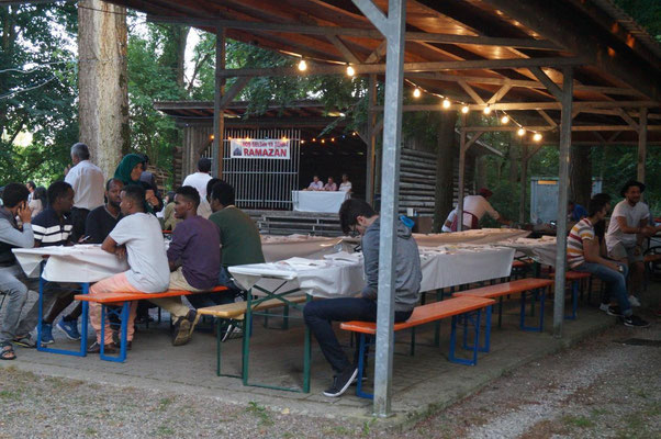 11.7.2015 cemaatle acik havada iftar teravi ve sahur programı