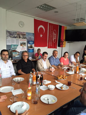 Illertissen Belediye Baskani ve encumenler dernegmizin ziyaretinde 13.6.2015