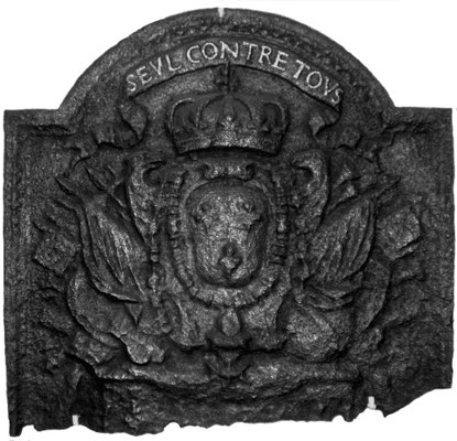  Inv.-Nr. 37   Wappen Frankreich (Ludwig XIV.), gegossen anlässlich der Einnahme der Festung Maastrich im Holländischen Krieg (1672-1678), Kaminplatte 56 x 50 cm, Lothringen, dat. 1673 