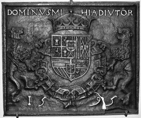 Inv.-Nr. 6   Wappen Spanien Philipp II., Kaminplatte 75 x 63 cm, Villerupt, dat. 1595