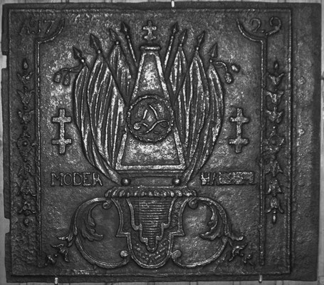 Inv.-Nr. 332 Tod Leopold I. von Lothringen,  Ofenplatte 60 x 60 cm, Modernhausen, dat. 1729