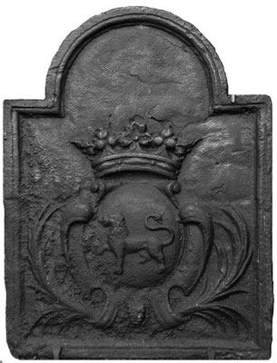  Inv.-Nr. 96   Wappen Alphonse Pierre de Cardevac, Marquis d'Havrincourt,  Kaminplatte, 52 x 69 cm, Picardie, 19. Jh. 