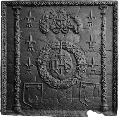  Inv.-Nr. 26   Wappen Jean Bageron de Mageron, Kapitain-Leutnant und Vogt von Briey, Kaminplatte 79 x 79 cm, Lothringen, ab 1609 
