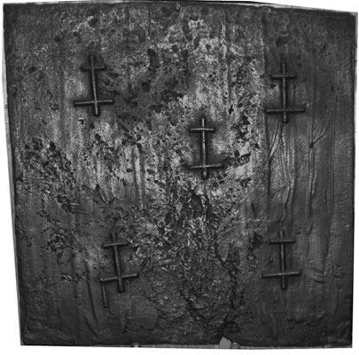 Inv.-Nr. 12   Lothringer Kreuz, Kaminplatte 90 x 100 cm, Lothringen, 1. H. 16. Jh.
