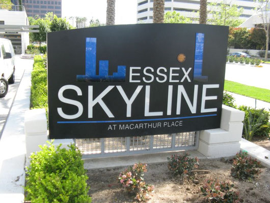 Essex Skyline Monument Sign