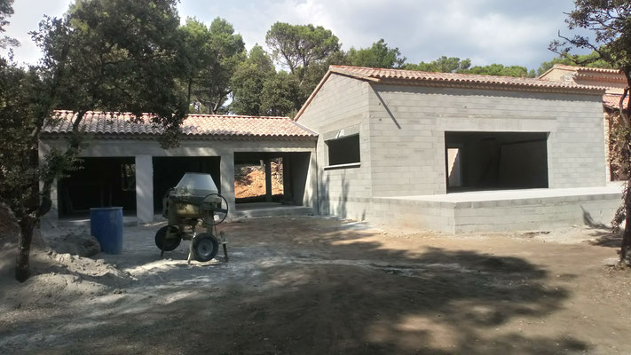 Extension de maison, garage et terrasse en sismicité 4 Travaux terminés en 9 semaines