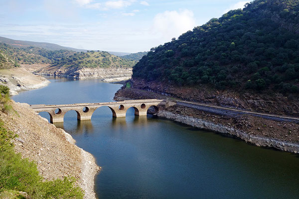 Mirador del Puente del Cardenal na soutoku řek Tiétar a Tajo