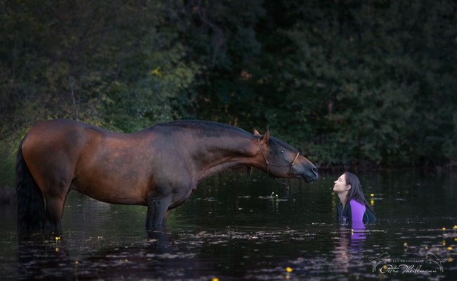 Sandokan mg v und ich beim Baden in einem Waldweiher, was hatten wir für einen Spaß auch wenn es echt kalt war...