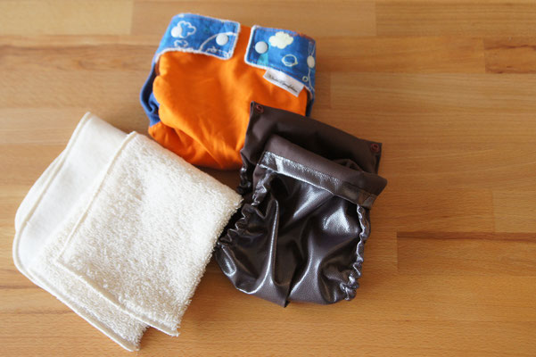 Windelmanufaktur mit Wanne und Außenwindel