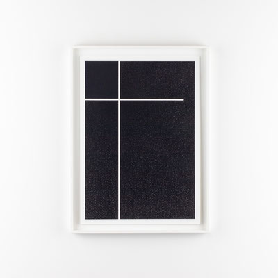 Donkere verlatenheid #54, Alkydverf en houtskool op Fabriano papier 35 x 25 cm (2022)