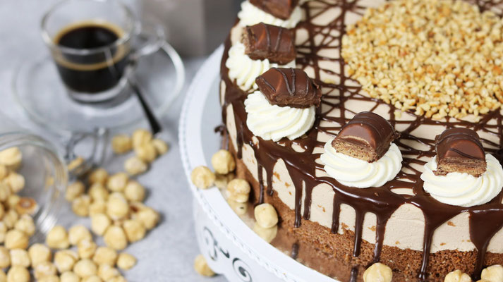 Kinder Bueno Torte Kinder Bueno Torta Nad Svim Tortama 2020 02 23