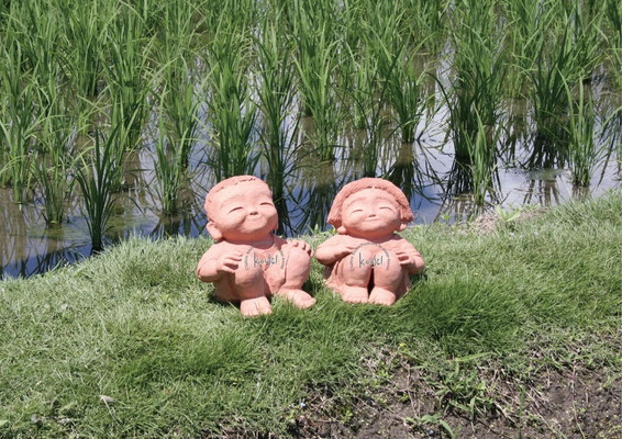 田植えと子供